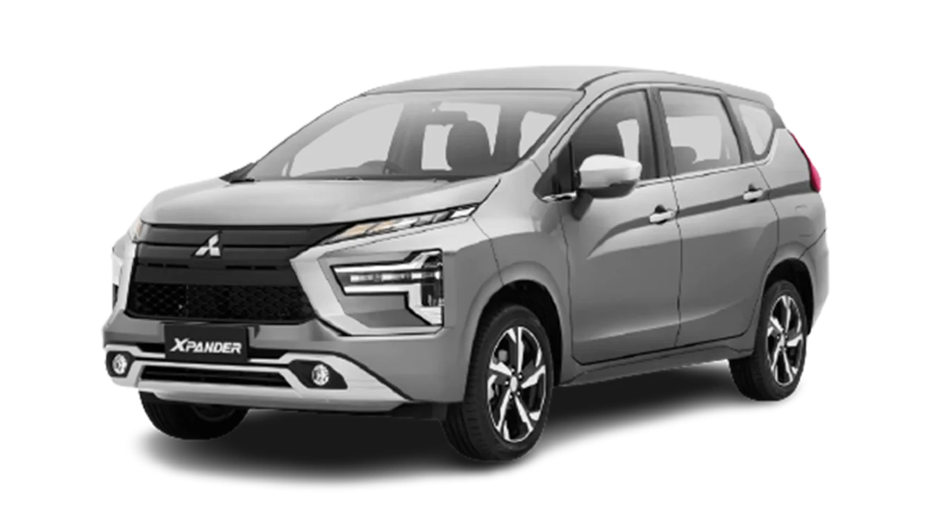 Mitsubishi Xpander silver untuk sewa mobil di Medan bersama F One Rentcar
